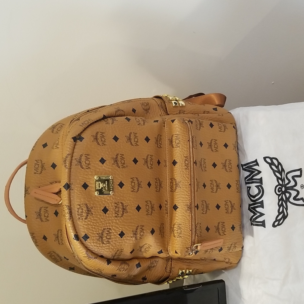 Authentic MCM Stark side Studs Medium Visetos Backpack